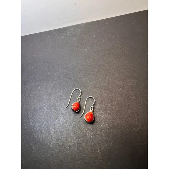 Red sponge coral sterling silver teardrop earrings - Picture 5 of 11